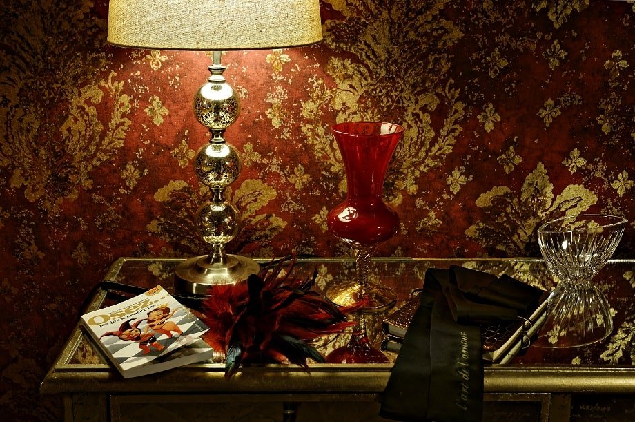 Les folies d’Hélène - Suite Chabada charme avec jacuzzi® - Love’nSpa - weekend en amoureux, love rooms avec spa ou jacuzzi privatif5 de Les folies d’Hélène - Suite Le Boudoir charme avec jacuzzi®
