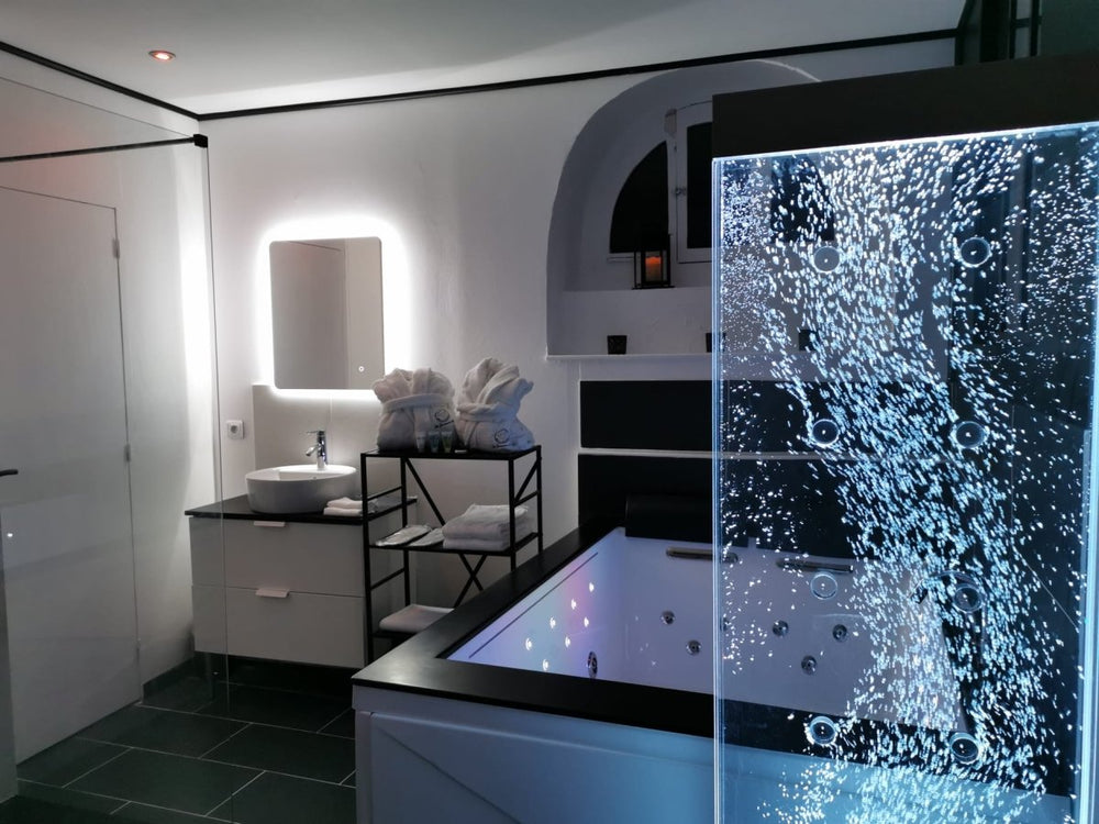 Les Sansonnets - L'Envol - Love’nSpa - weekend en amoureux, love rooms avec spa ou jacuzzi privatif3 de Les Sansonnets - L'Envol
