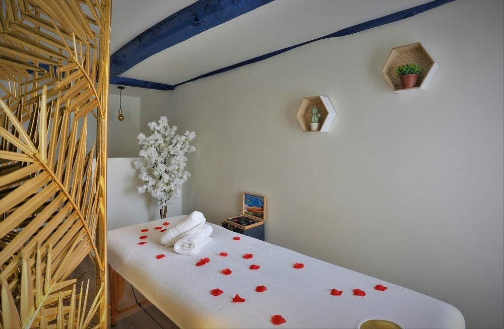 L'Escale Dinard - L'Escale Prestige - Love’nSpa - weekend en amoureux, love rooms avec spa ou jacuzzi privatif13 de Harmonie - Gîte et Spa
