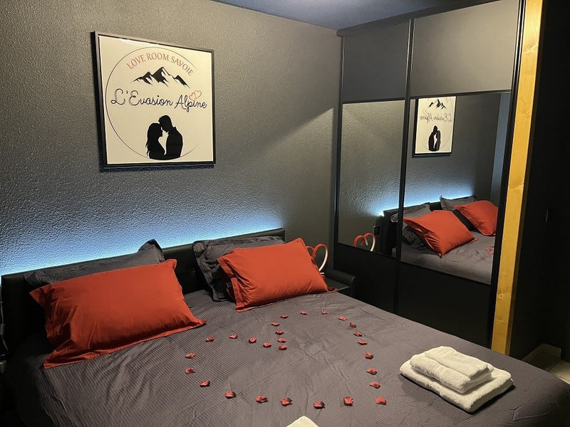 L'Evasion Alpine - Love’nSpa - weekend en amoureux, love rooms avec spa ou jacuzzi privatif1 de L'Evasion Alpine
