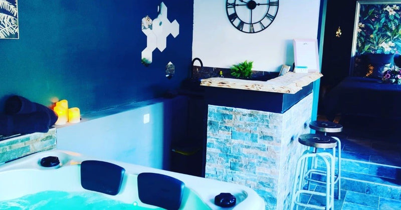 L'Everest Rooms - Love Room Amazone - Love’nSpa - weekend en amoureux, love rooms avec spa ou jacuzzi privatif2 de L'Everest Rooms - Love Room Amazone
