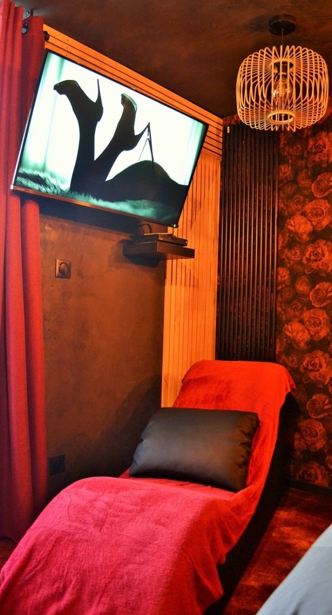 L'Instant Présent - Love’nSpa - weekend en amoureux, love rooms avec spa ou jacuzzi privatif7 de L'Instant Présent
