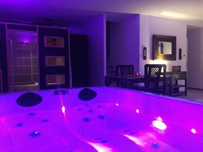 L'INSTANT ROMANTIQUE - Suite Seychelles - Love’nSpa - weekend en amoureux, love rooms avec spa ou jacuzzi privatif