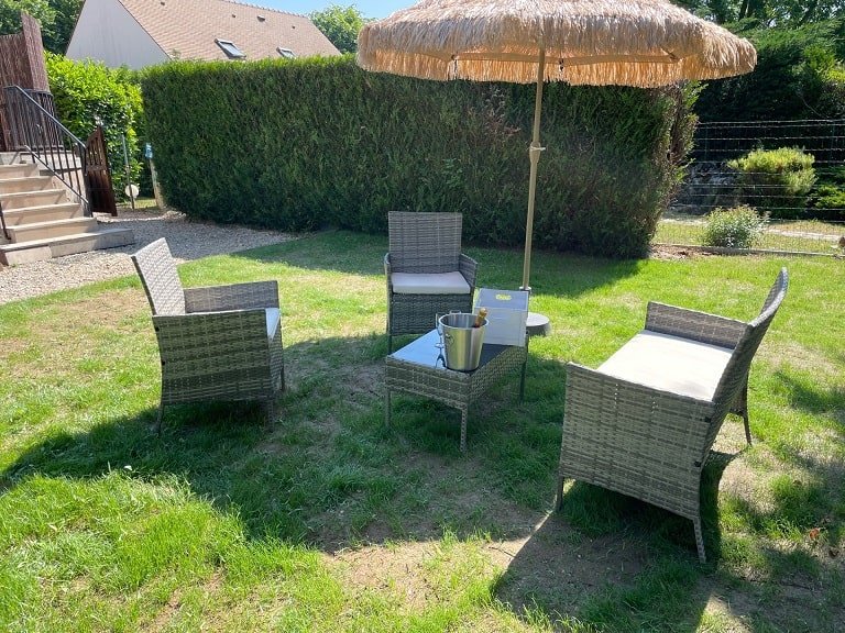 Love Capsule - Love’nSpa - weekend en amoureux, love rooms avec spa ou jacuzzi privatif7 de Love Capsule
