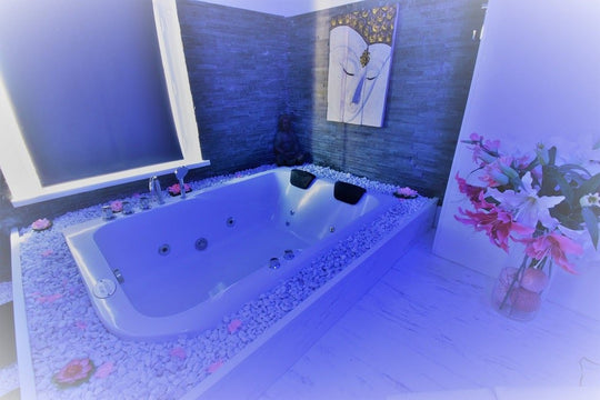 Love Room Fécamp - Appartement 1 - Love’nSpa - weekend en amoureux, love rooms avec spa ou jacuzzi privatif
