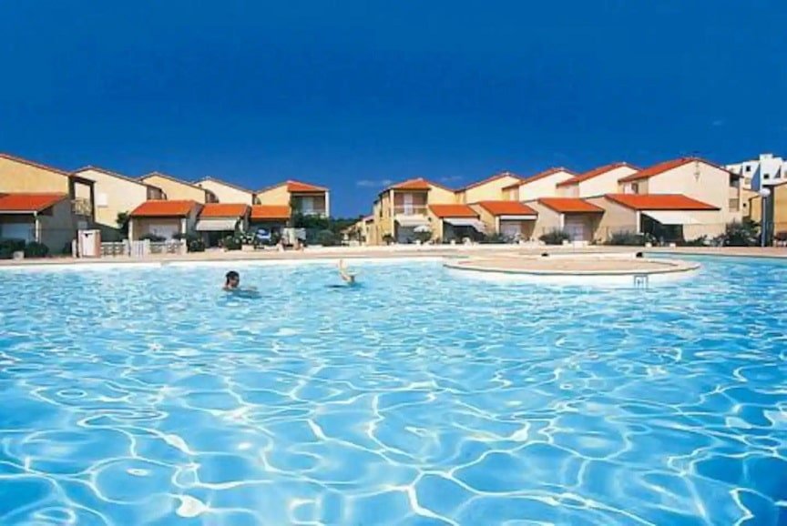 Love room LE BARCARES Front de Mer - Love’nSpa - weekend en amoureux, love rooms avec spa ou jacuzzi privatif3 de Love room LE BARCARES Front de Mer
