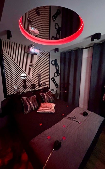 Love & Sex Room - Love’nSpa - weekend en amoureux, love rooms avec spa ou jacuzzi privatif