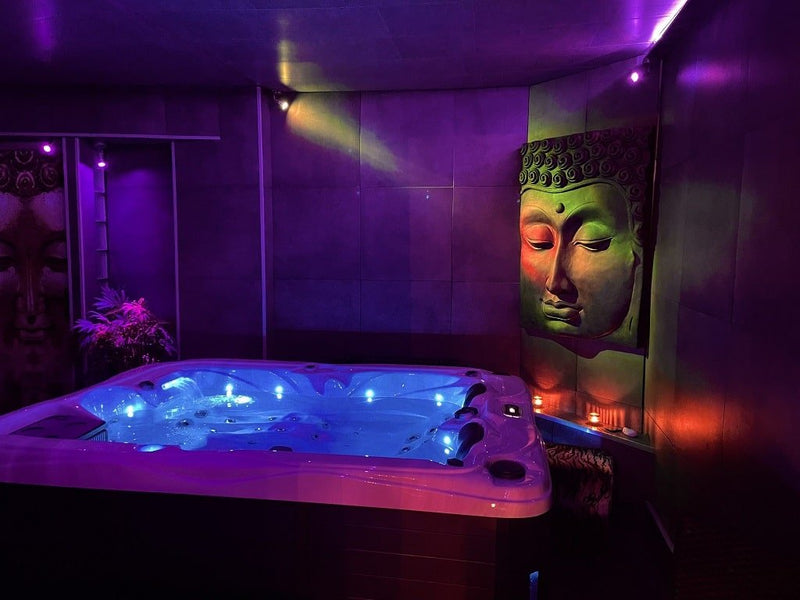 Loveroom Valenciennes - Love’nSpa - weekend en amoureux, love rooms avec spa ou jacuzzi privatif4 de Loveroom Valenciennes
