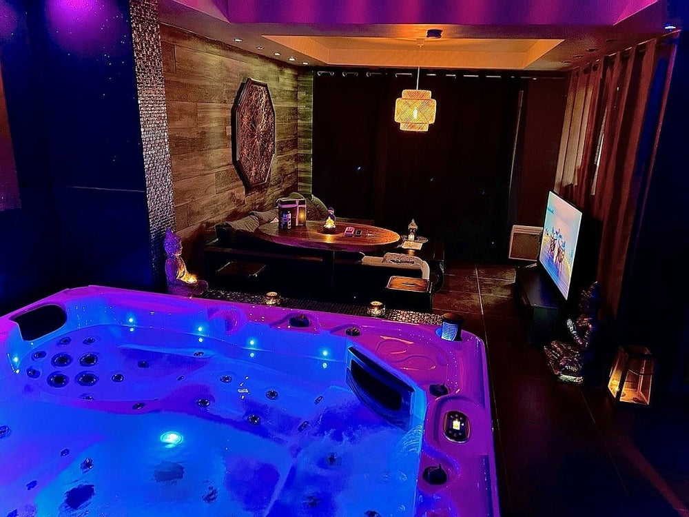 Loveroom Valenciennes - Love’nSpa - weekend en amoureux, love rooms avec spa ou jacuzzi privatif2 de Loveroom Valenciennes
