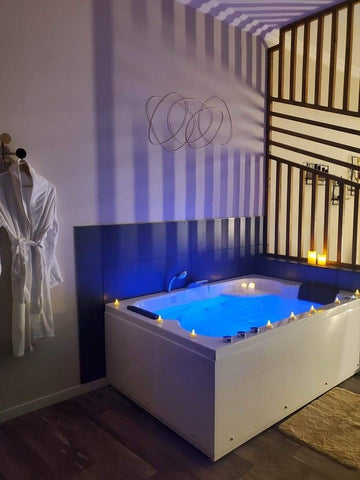 Love&Spa Autun - La Pause Romantique - Love’nSpa - weekend en amoureux, love rooms avec spa ou jacuzzi privatif