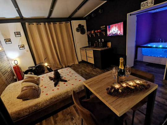 LovingSpa - La Suite Vintage - Love’nSpa - weekend en amoureux, love rooms avec spa ou jacuzzi privatif