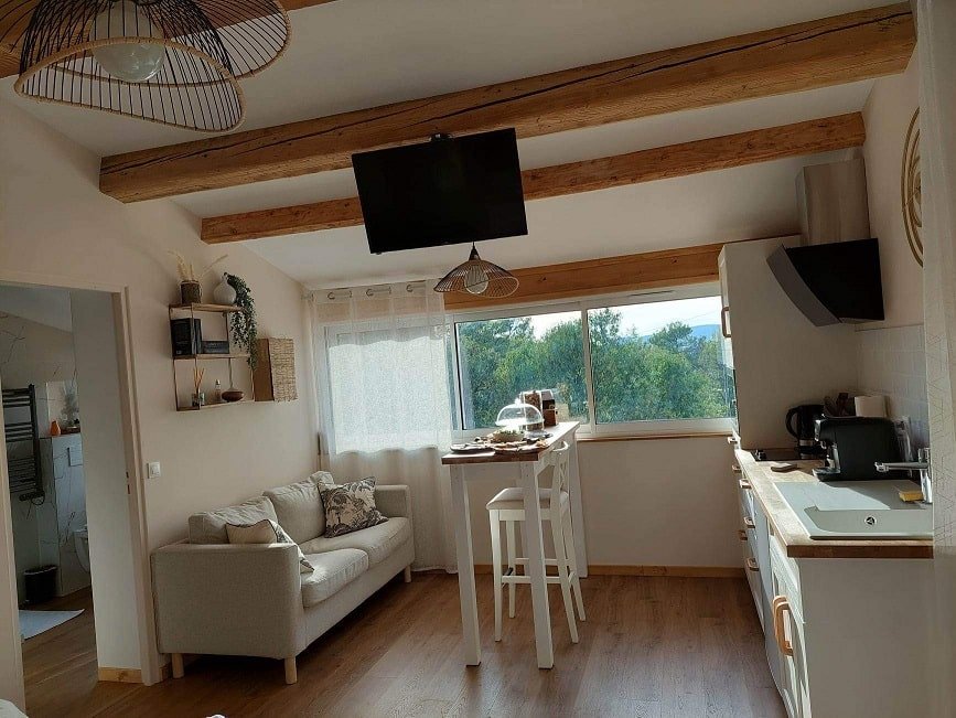 Noemma Chambre de charme - Love’nSpa - weekend en amoureux, love rooms avec spa ou jacuzzi privatif8 de Noemma Chambre de charme
