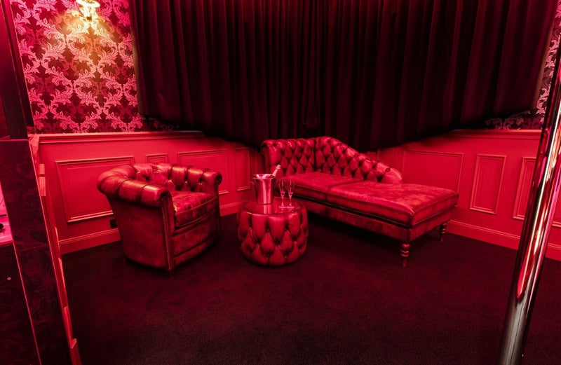 Nuances Loveroom - Love’nSpa - weekend en amoureux, love rooms avec spa ou jacuzzi privatif3 de Nuances Loveroom
