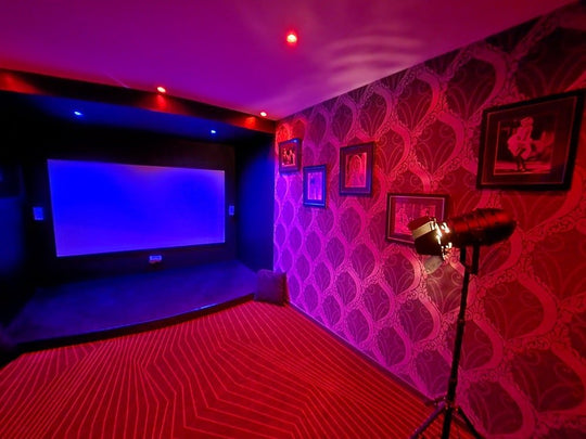 Nuit Spa Ciné - Love’nSpa - weekend en amoureux, love rooms avec spa ou jacuzzi privatif