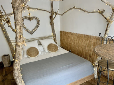 O 5 Sens - Suite Paillotte - Love’nSpa - weekend en amoureux, love rooms avec spa ou jacuzzi privatif