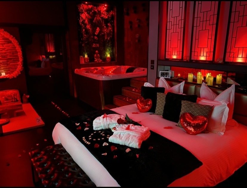 Oz Love Suite - Love’nSpa - weekend en amoureux, love rooms avec spa ou jacuzzi privatif12 de Oz Love Suite
