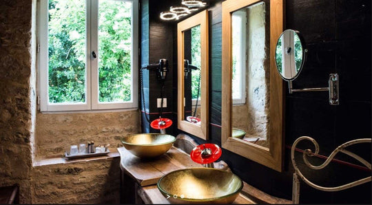 Portail en Marais Poitevin - Suite Père Joseph - Love’nSpa - weekend en amoureux, love rooms avec spa ou jacuzzi privatif