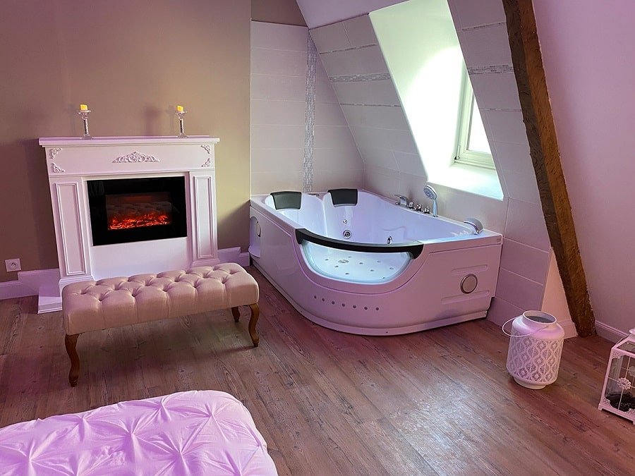 Résidence du Pelican - SWEET LOVE - Love’nSpa - weekend en amoureux, love rooms avec spa ou jacuzzi privatif2 de Résidence du Pelican - SWEET LOVE
