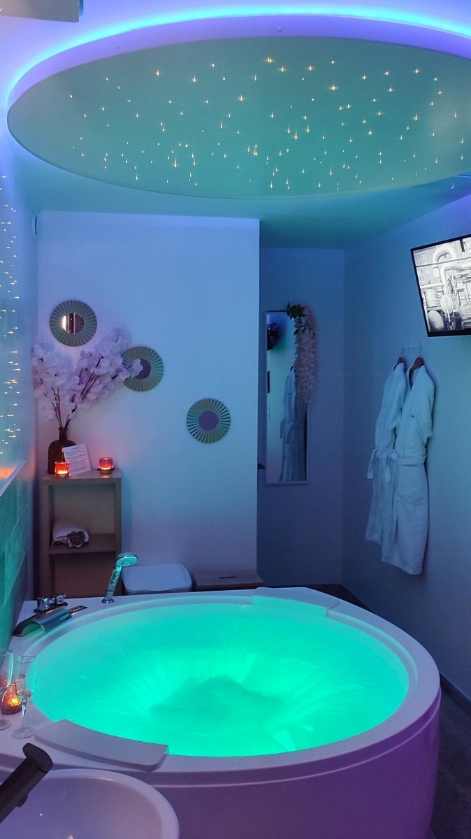 Rêves de Cocon - Le Cocon des Merveilles - Love’nSpa - weekend en amoureux, love rooms avec spa ou jacuzzi privatif3 de Rêves de Cocon - Le Cocon des Merveilles
