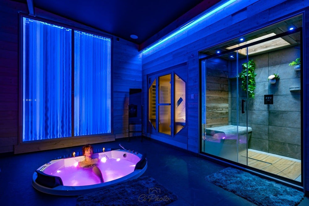 Rien Que Nous - Love’nSpa - weekend en amoureux, love rooms avec spa ou jacuzzi privatif1 de Rien Que Nous
