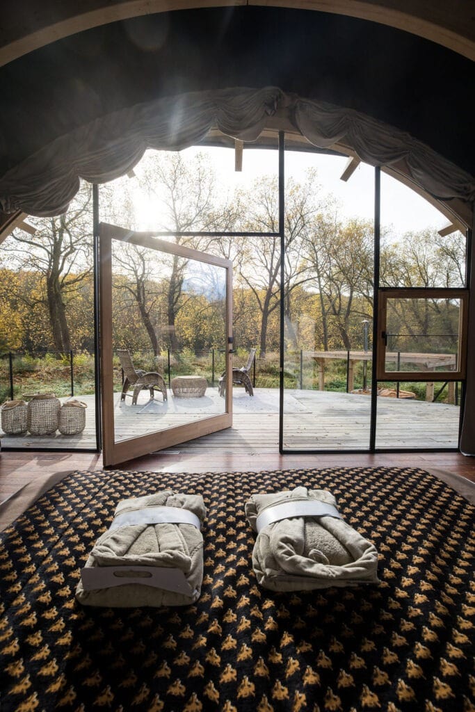 Room8 - Love’nSpa - weekend en amoureux, love rooms avec spa ou jacuzzi privatif7 de Room8
