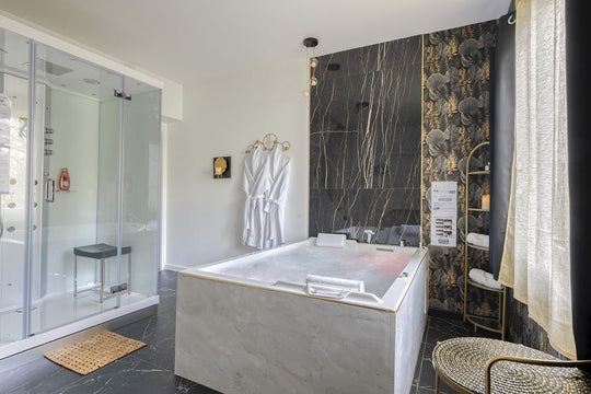 So Suite N Spa - Love’nSpa - weekend en amoureux, love rooms avec spa ou jacuzzi privatif