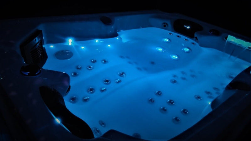 Sparadis - Love’nSpa - weekend en amoureux, love rooms avec spa ou jacuzzi privatif1 de Sparadis
