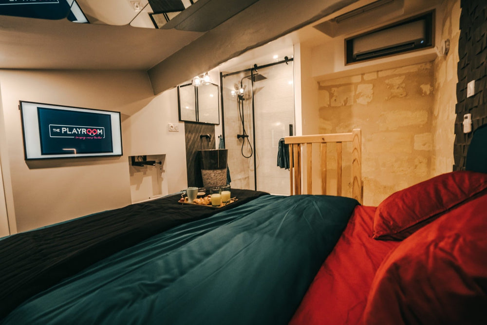 The Playroom - Love’nSpa - weekend en amoureux, love rooms avec spa ou jacuzzi privatif4 de The Playroom
