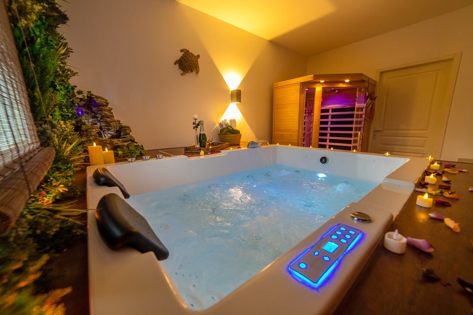 Urban spa - L'ÉVASION NATURE - Love’nSpa - weekend en amoureux, love rooms avec spa ou jacuzzi privatif5 de Urban spa - L'ÉVASION NATURE
