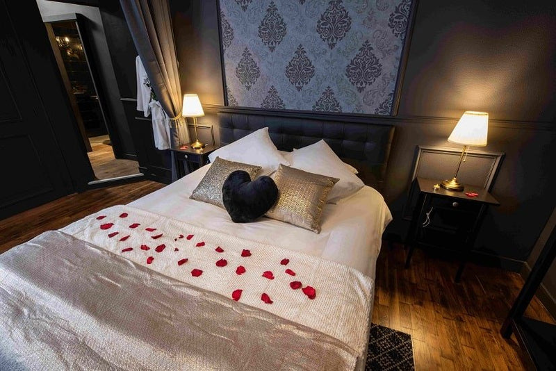 Urban spa - ROMANTIQUE CHIC - Love’nSpa - weekend en amoureux, love rooms avec spa ou jacuzzi privatif