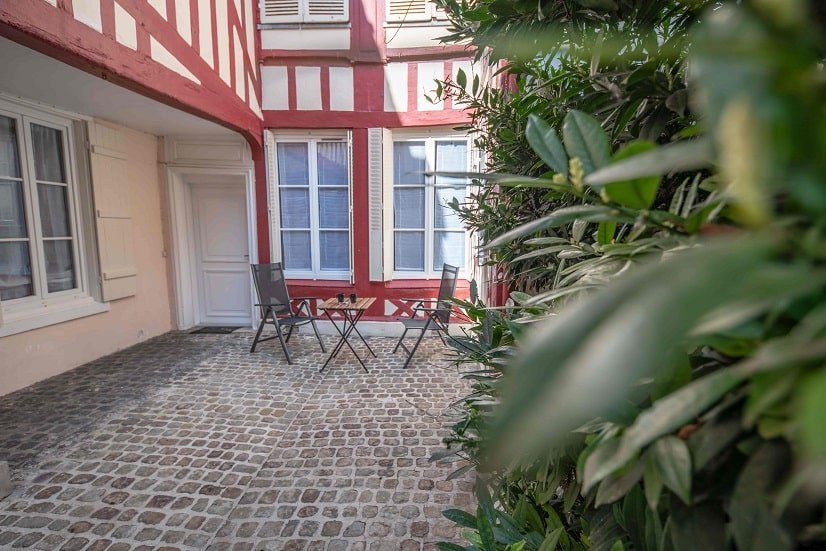 Urban spa - ROMANTIQUE CHIC - Love’nSpa - weekend en amoureux, love rooms avec spa ou jacuzzi privatif6 de Urban spa - ROMANTIQUE CHIC
